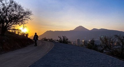 Sendero-Mirador “Parque Observatorio Cerro Calán”